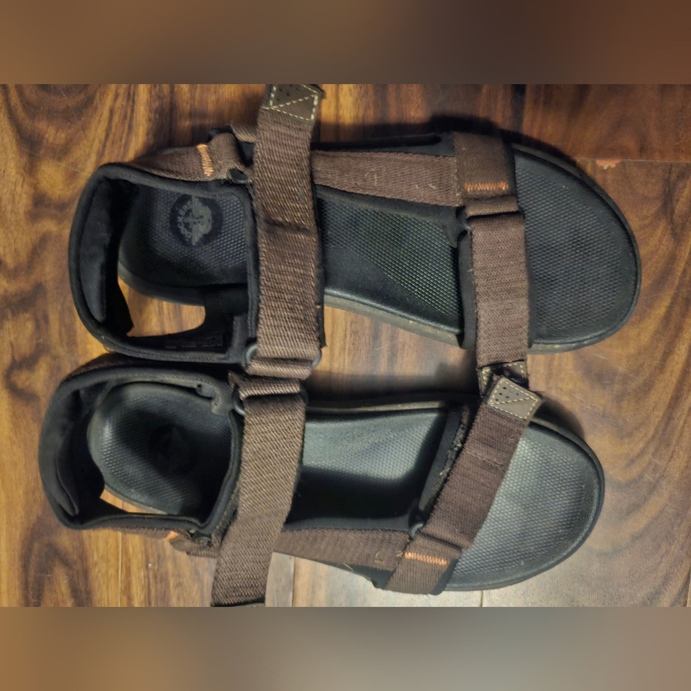 Docker's- Men's Brown Sandals